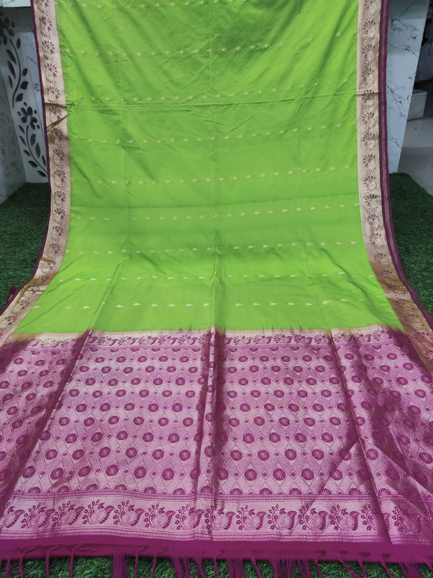 Parrot Green LW Pattu 2AUG4E