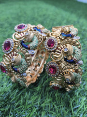 Peacock Bangales 1JUL10E