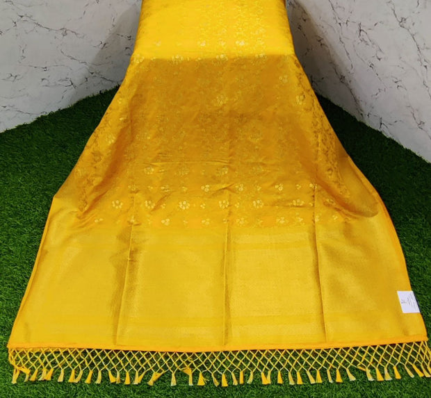 Yellow Katan Banarasi Pattu 20SEP8