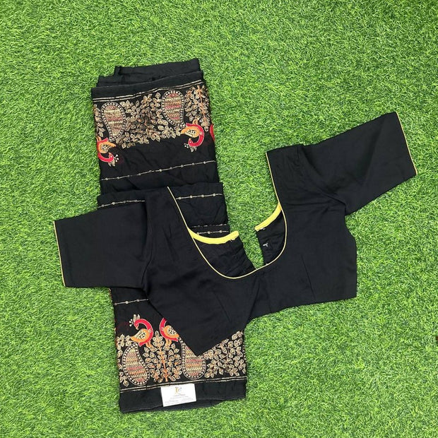 Black Crush Georgette 30JAN8