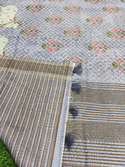 Lavender Linen 8FEB1E