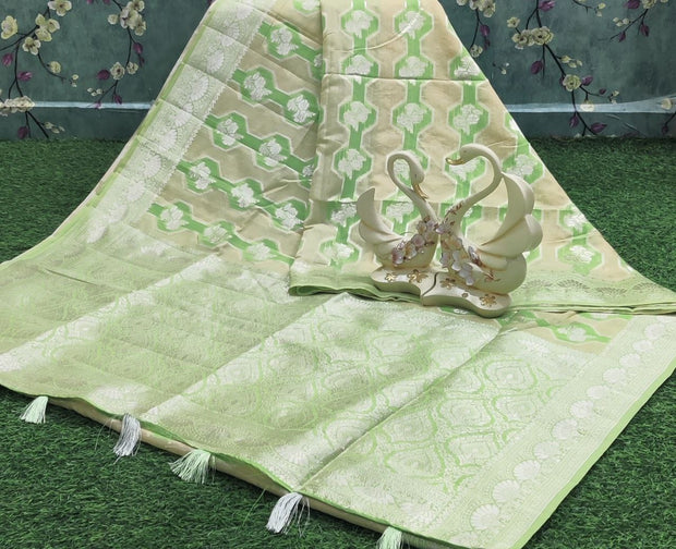 Green Linen Banarasi Pattu 10JAN4