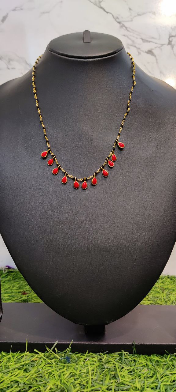 Coral Black Beads 3 B5-4E