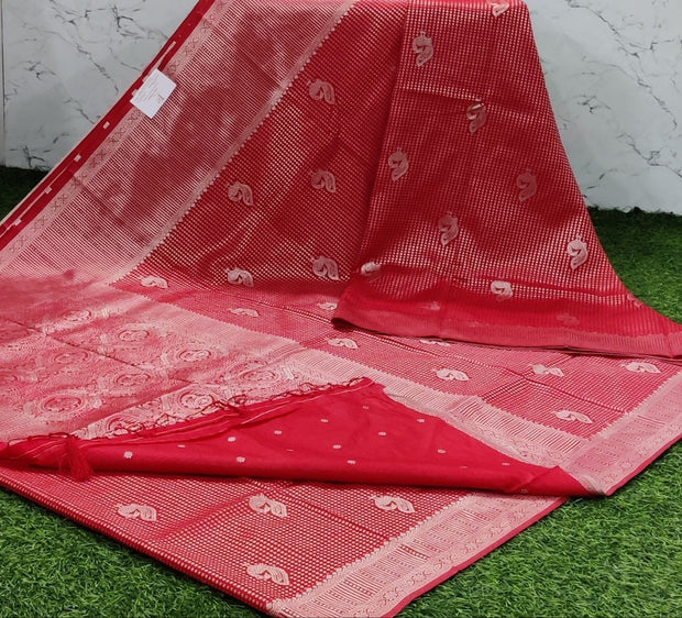 Red Katan Banaras 15 E5-4