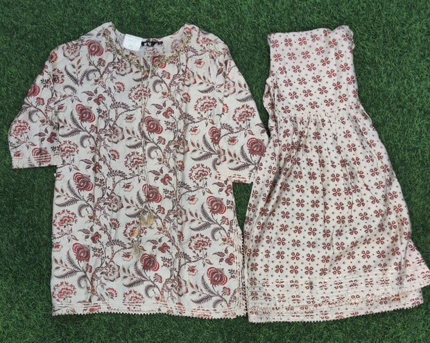 Cream Dress 18JUN19E