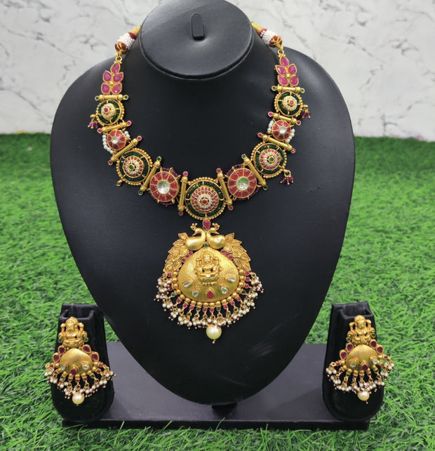 Kundan Choker 23 J5-9E