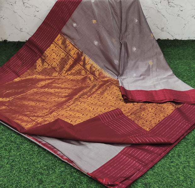 Beige Handloom Gadwal 4 E5-5