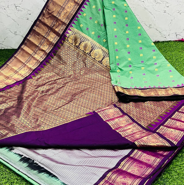 Lux Green Handloom Gadwal 17 J5-11